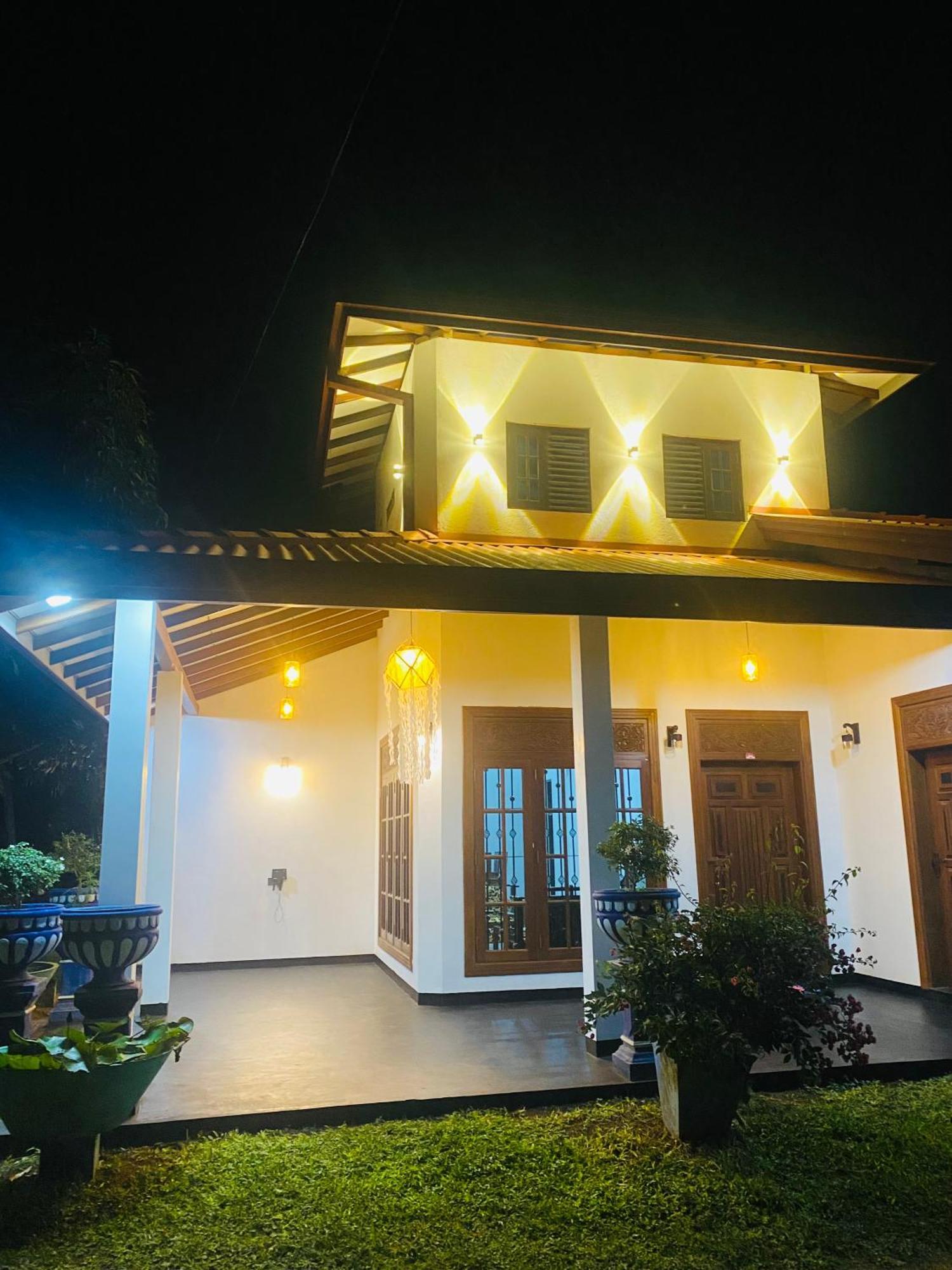 Udara Guest - Yala Safari Villa Bagian luar foto
